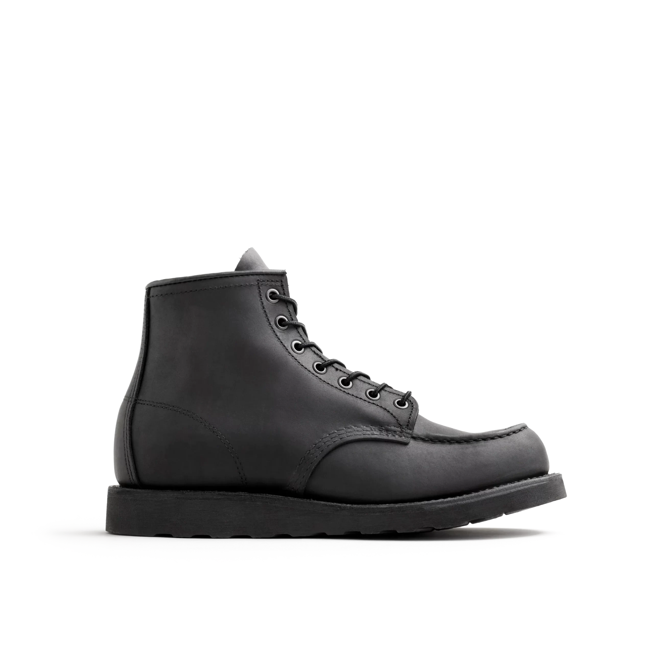 Classic Moc&reg;  Men's 6-inch Boot in Black Harness Leather